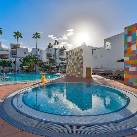 아파트 Exclusive 2bedrm Aircon 200m *