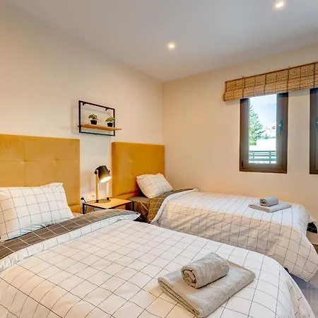 Exclusive 2bedrm Aircon 200m